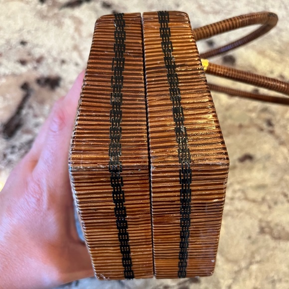 Wicker/Wooden Small Purse - Picture 8 of 8